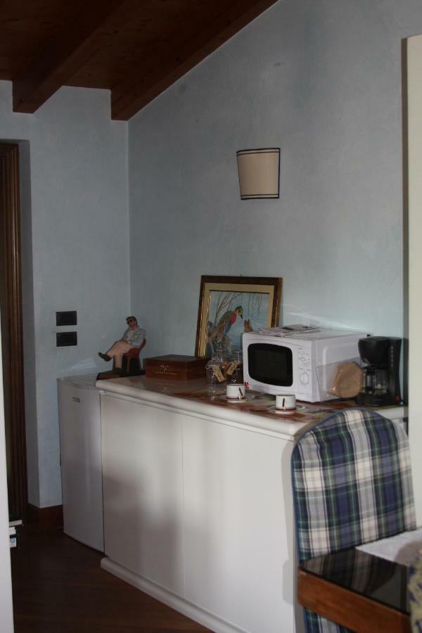 Le Margherite Appartement Manerba del Garda Buitenkant foto