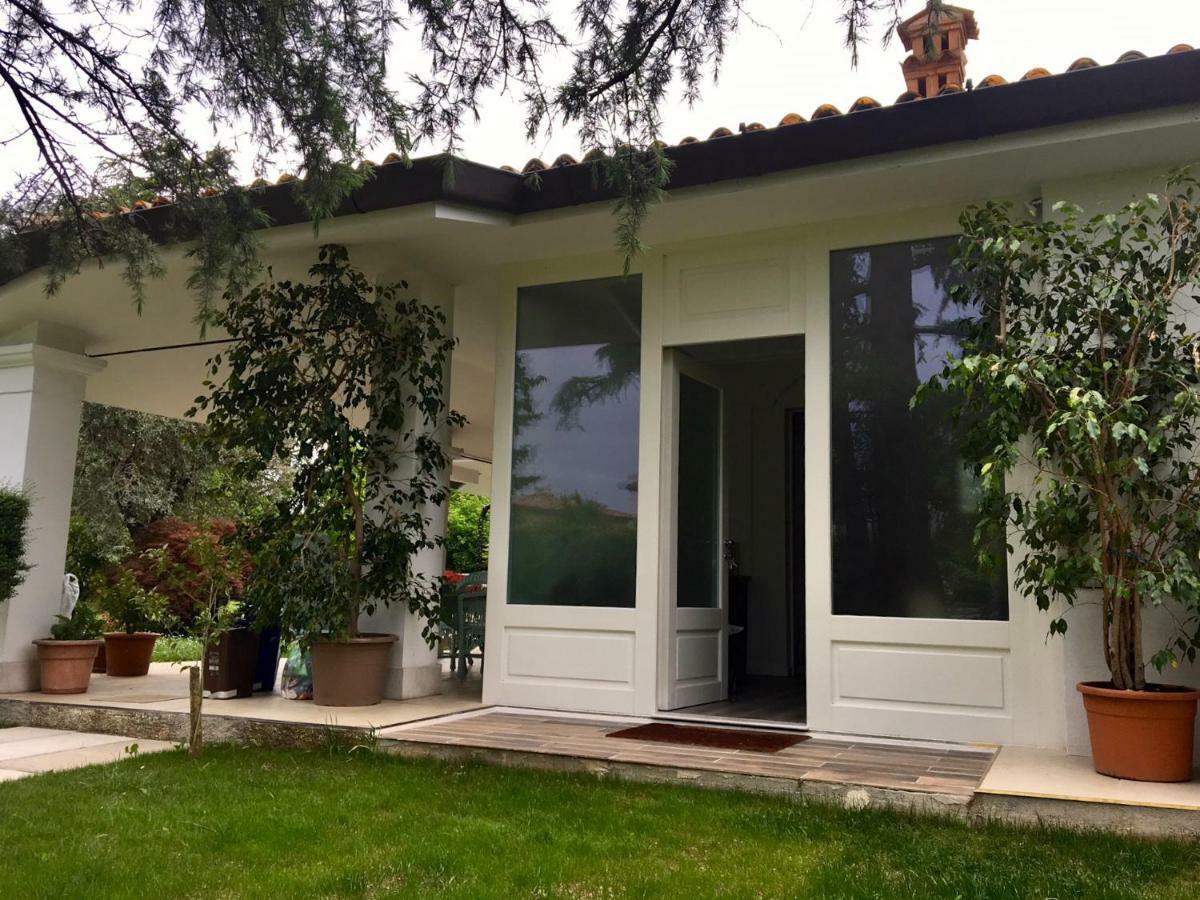 Le Margherite Appartement Manerba del Garda Buitenkant foto